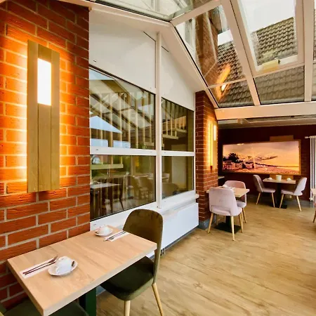 Pensjonat Kuehne Boltenhagen (Ostseebad)